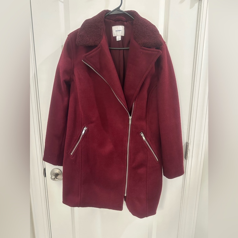 Old Navy-Burgundy Wool Coat w/fur collar